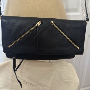 Covet by Stella & Dot Waverly clutch